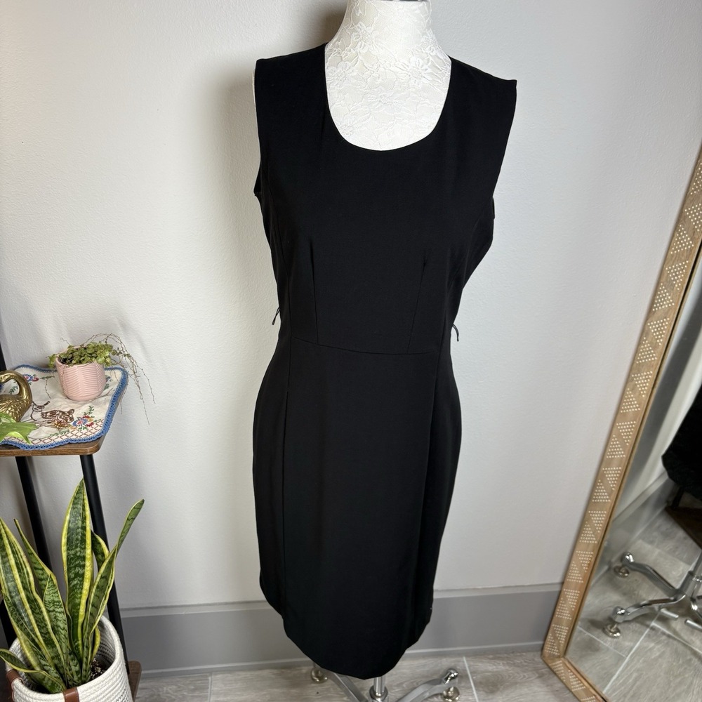 Calvin Klein Women's 8 ~ Black Knee Length Sheath Sleeveless Dress Career *